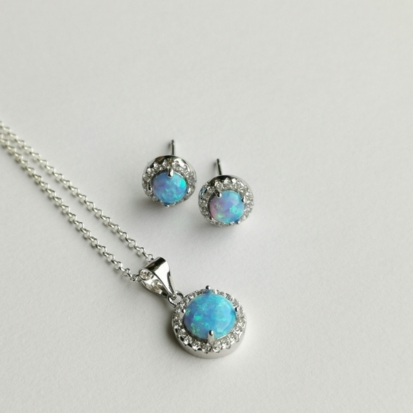 Blue opal cz halo necklace earring set in sterling silver 🆕 - Picture 3 of 7